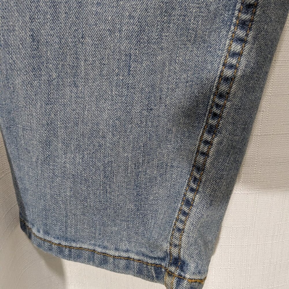LEVI'S 505 Regular Fit Jeans Straight Leg Room Light Blue Sz 32 X 30 - Picture 12 of 12